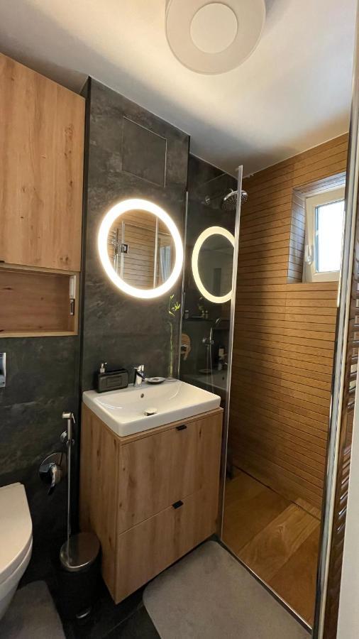 Luxury Apart Dorobanti บูคาเรสต์ ภายนอก รูปภาพ