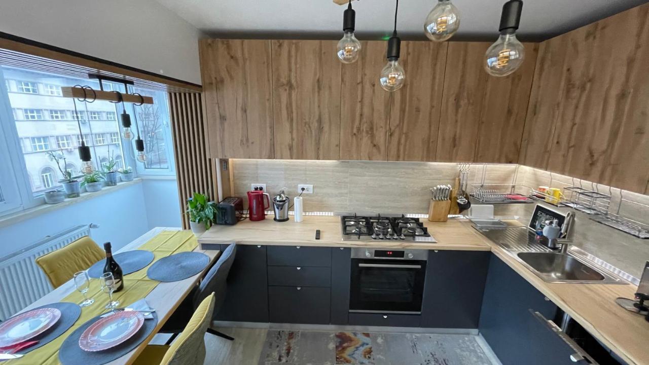 Luxury Apart Dorobanti บูคาเรสต์ ภายนอก รูปภาพ