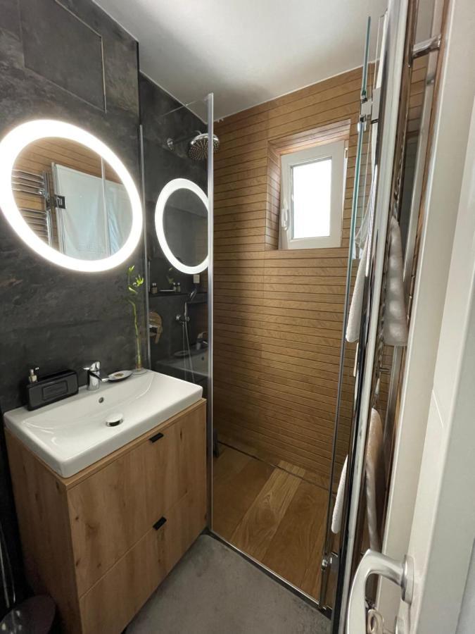 Luxury Apart Dorobanti บูคาเรสต์ ภายนอก รูปภาพ
